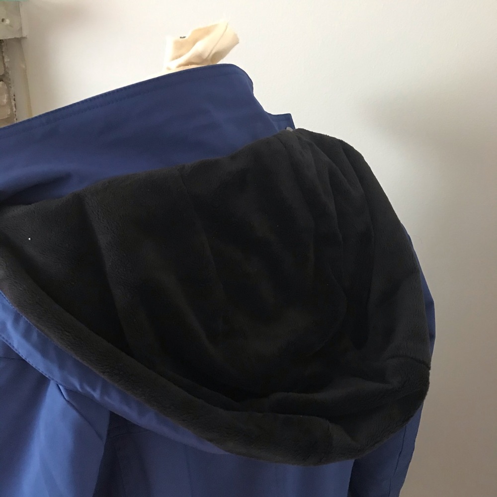 Spring and/or Fall Jacket (O) - Picture 7 of 7